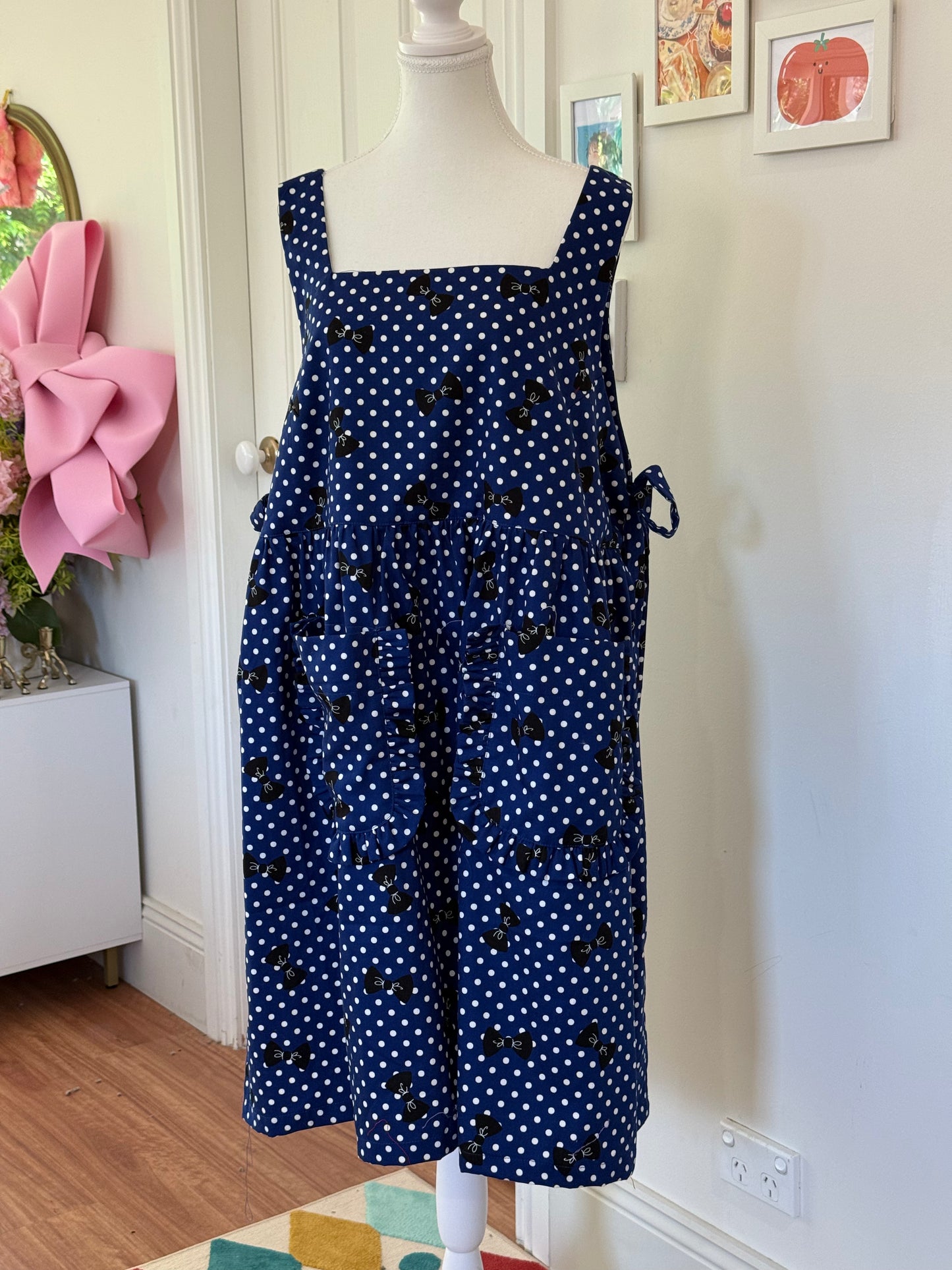 Maru apron - Blue Dotted Bows Japanese Cotton