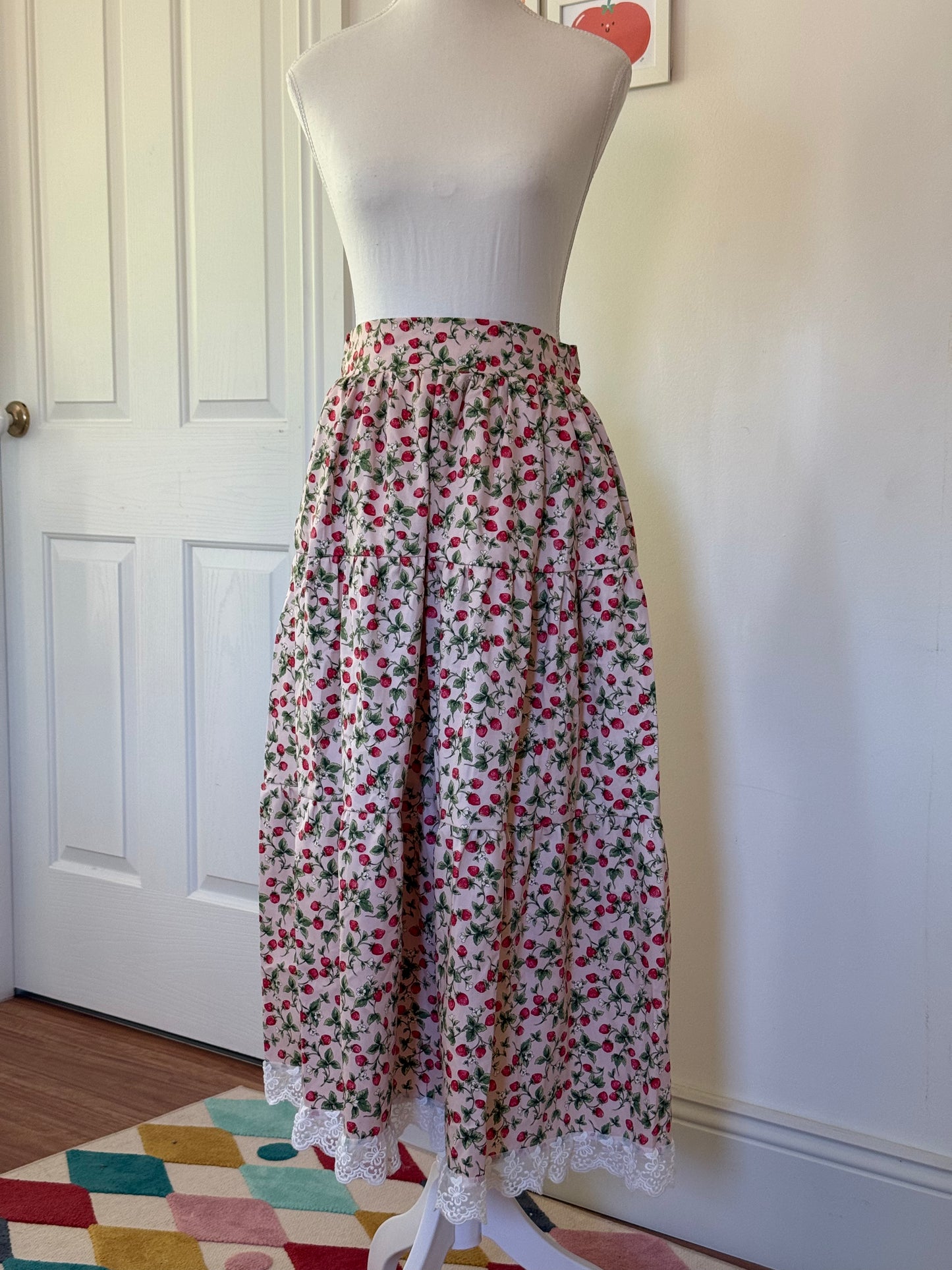 Cake skirt - Strawberry Fields Japanese Cotton